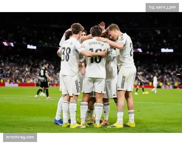 伤情更新:皇马阵中楚阿梅尼、米利唐参与合练,有望复出 伤情更新:皇马阵中楚阿梅尼、米利唐参与合练,有望复出